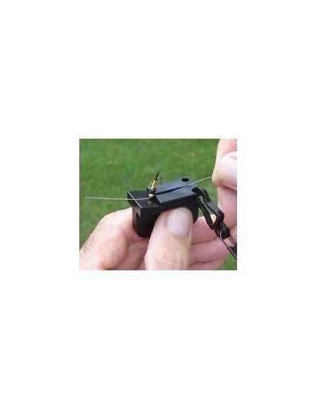 ANGLERS IMAGE MAGNETIC FLY THREADER