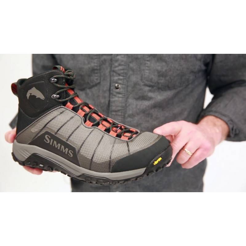 Botas Simms Flyweight Vibram SIMMS BOTAS